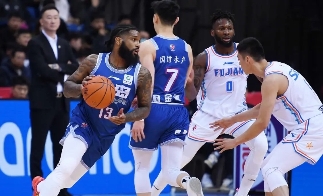 广厦男篮围绕NBA总决赛扳平良机Rookie与60激战老鹰分钟，Karsa赛事官方发布刷新纪录新规看傻球迷的简单介绍